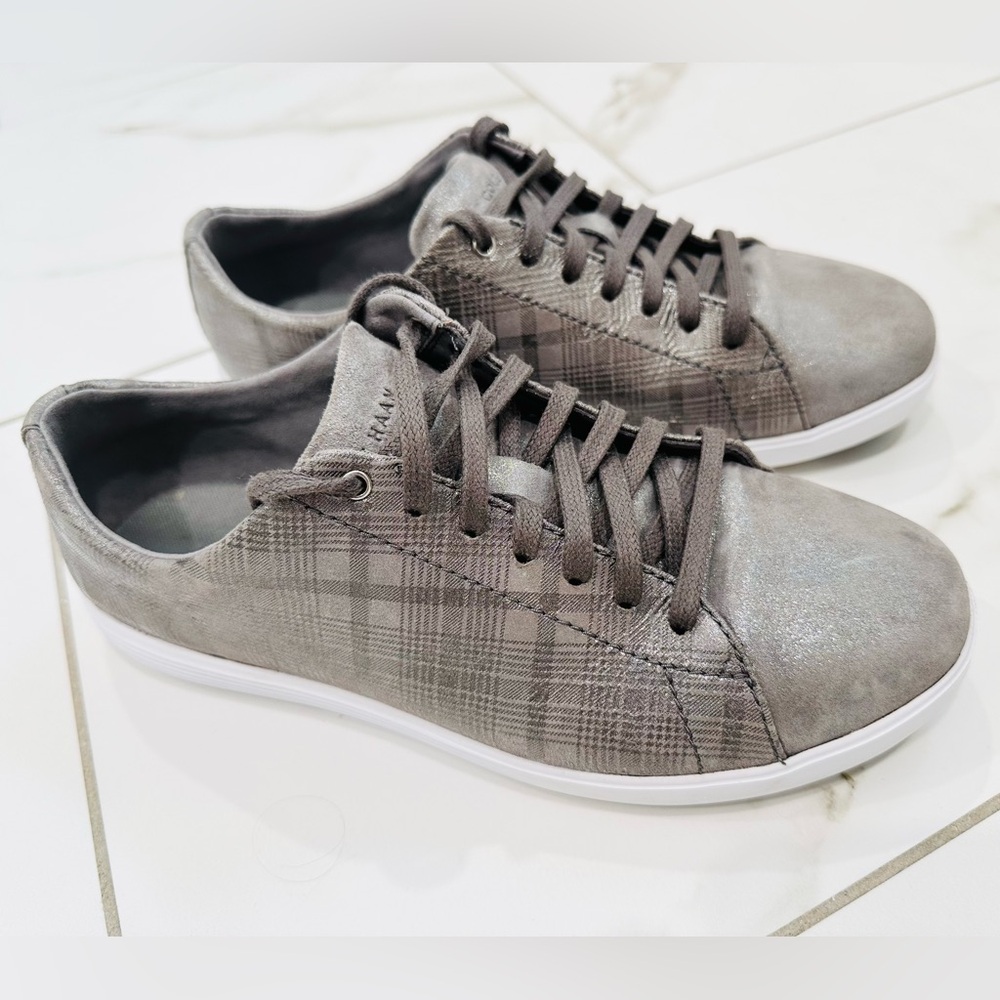 Cole Haan Lightweight Women’s Fashion Sneaker
